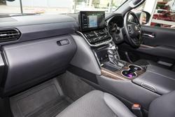 2021 Toyota
Landcruiser VX