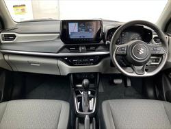 2025 Suzuki Swift Hybrid GLX