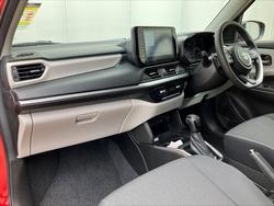 2025 Suzuki Swift Hybrid GLX