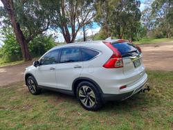 2016 Honda
                CR-V VTi-L