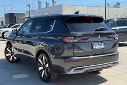 2025 Mitsubishi Outlander Exceed Tourer