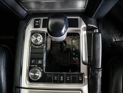 2017 Toyota Landcruiser VX