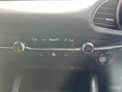 2021 Mazda 3 G20 Evolve