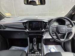 2025 Isuzu MU-X X-TERRAIN