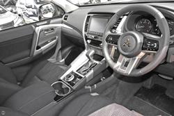 2025 Mitsubishi Pajero Sport GLX