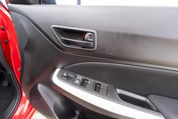 2020 Suzuki Swift GL Navigator