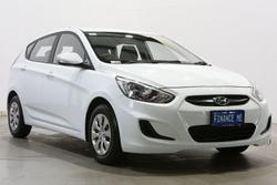 2016 Hyundai Accent Active