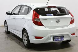 2016 Hyundai Accent Active