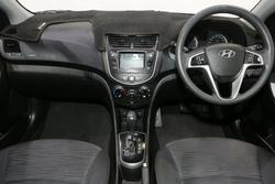 2016 Hyundai Accent Active