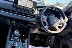 2025 Mitsubishi Outlander PHEV GSR