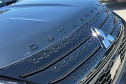 2025 Mitsubishi Outlander PHEV GSR