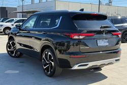 2025 Mitsubishi Outlander PHEV Exceed