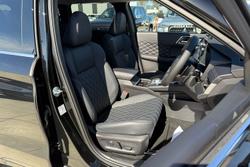 2025 Mitsubishi Outlander PHEV Exceed