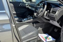 2025 Mitsubishi Outlander PHEV Exceed