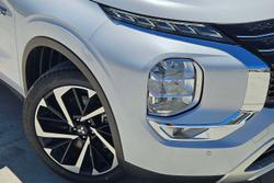2025 Mitsubishi Outlander PHEV Aspire