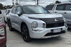 2025 Mitsubishi Outlander PHEV Exceed Tourer