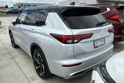 2025 Mitsubishi Outlander PHEV Exceed Tourer