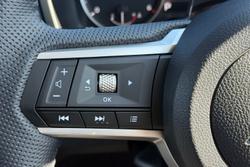 2025 Mitsubishi Triton GLS