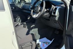 2025 Mitsubishi Triton GLS