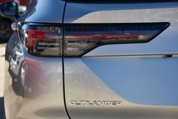 2025 Mitsubishi Outlander LS