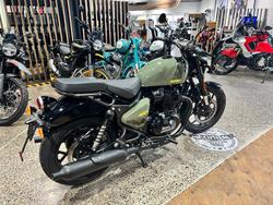 2025 Royal Enfield SHOTGUN 650 GREEN
