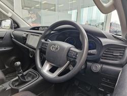 2020 Toyota Hilux SR