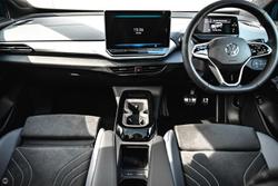 2025 Volkswagen
ID.4 Pro