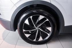 2025 Volkswagen ID.4 Pro