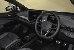 2025 Volkswagen
                ID.4 Pro