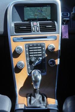 2015 Volvo XC60 D4 Luxury