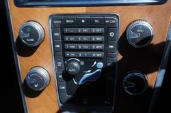 2015 Volvo XC60 D4 Luxury