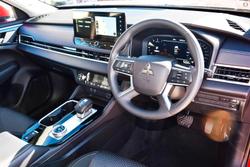 2025 Mitsubishi Outlander ES