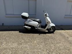 2025 Kymco LIKE 125 WHITE