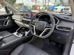 2025 LDV D90 Executive