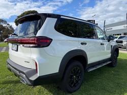 2025 LDV D90 Executive