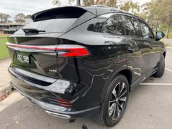 2025 MG HS Essence AS33 MY25 Black Pearl