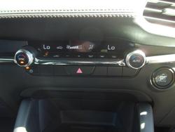 2025 Mazda 3 G20 Evolve