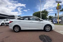 2014 Hyundai Accent Active