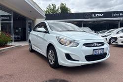 2014 Hyundai Accent Active