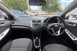 2014 Hyundai Accent Active
