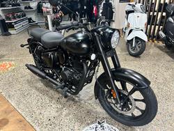2025 Royal Enfield CLASSIC 350 DARK STEALTH BLACK