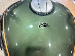 2025 Royal Enfield SUPER METEOR 650 Interstellar Green