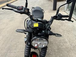 2025 Royal Enfield (see Also Enfiel GUERILLA 450