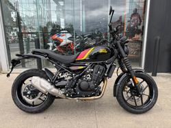 Royal Enfield (see Also Enfiel Guerilla 450