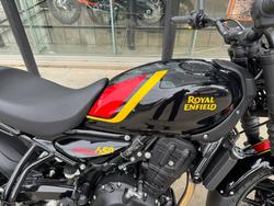 2025 Royal Enfield (see Also Enfiel GUERILLA 450