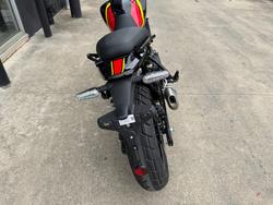 2025 Royal Enfield (see Also Enfiel GUERILLA 450