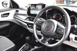 2025 Suzuki Swift Hybrid GLX