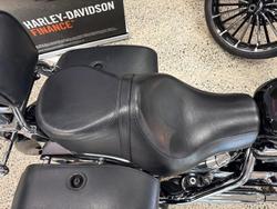 2014 Harley-Davidson SuperLow 1200T (XL1200T) Sportster Black