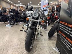 2014 Harley-Davidson SuperLow 1200T (XL1200T) Sportster Black