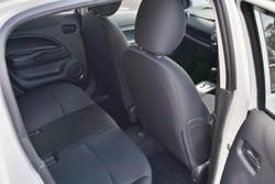 2016 Mitsubishi Mirage ES